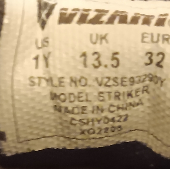 Vizari ( Gender nutral)  Cleats - Picture 6 of 12